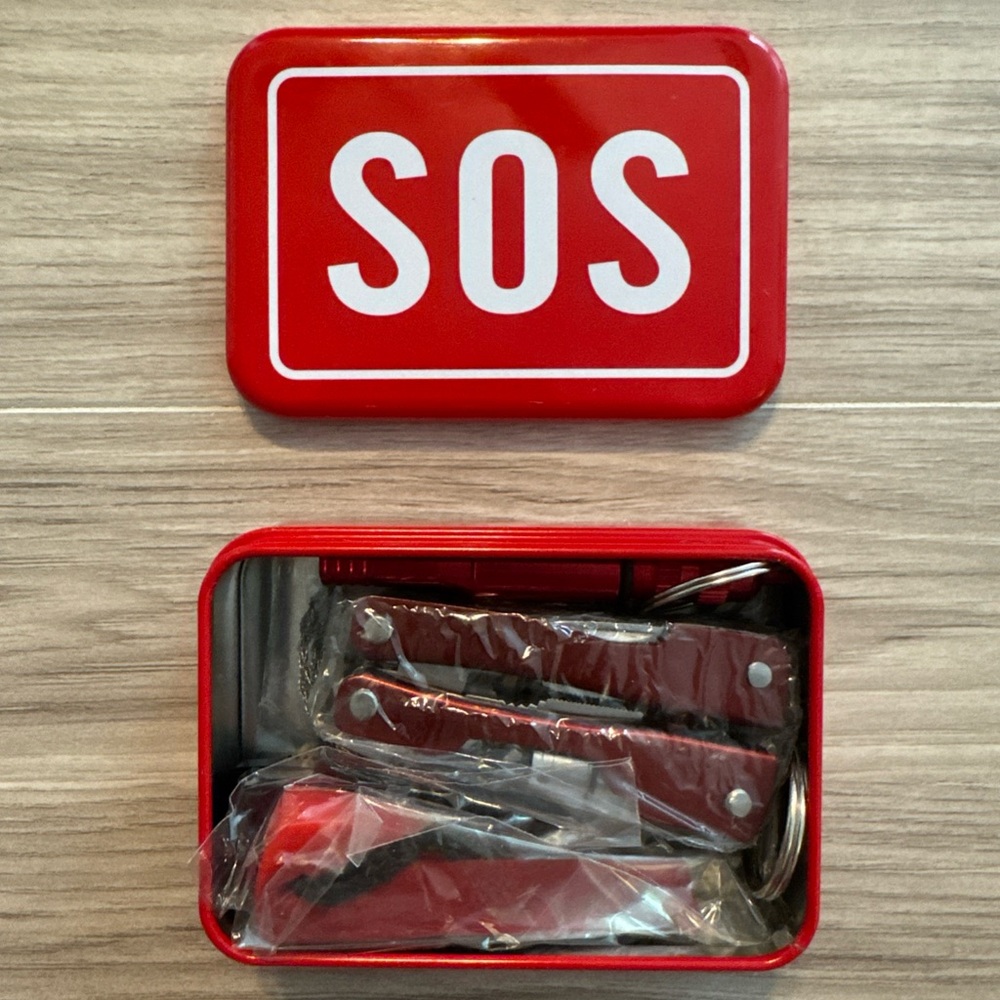 SOS Emergency Camping Survival Kit‎ New In Case